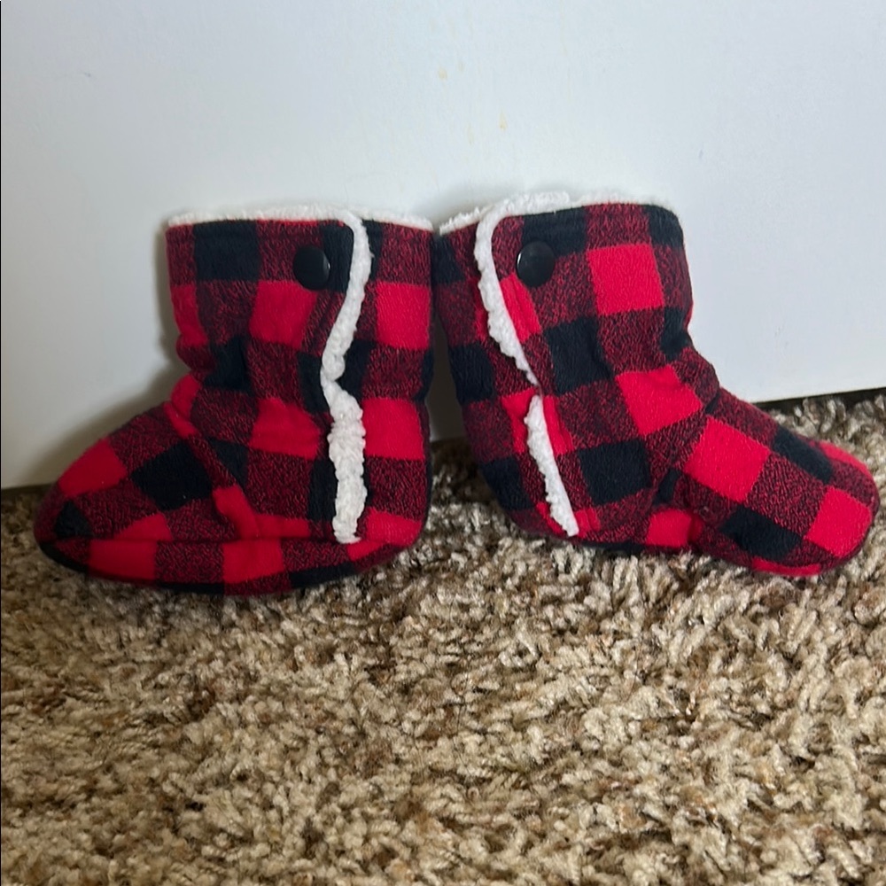 Red and Black Plaid Baby Booties